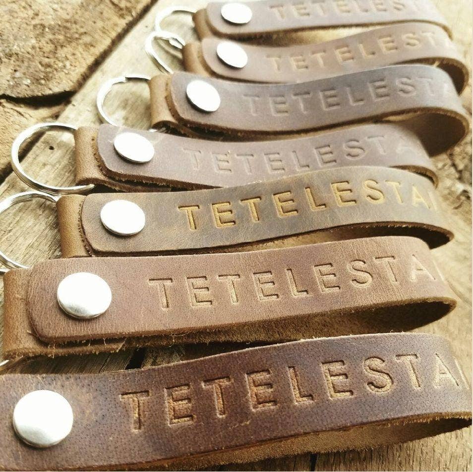 TETELESTAI Leather Keychain